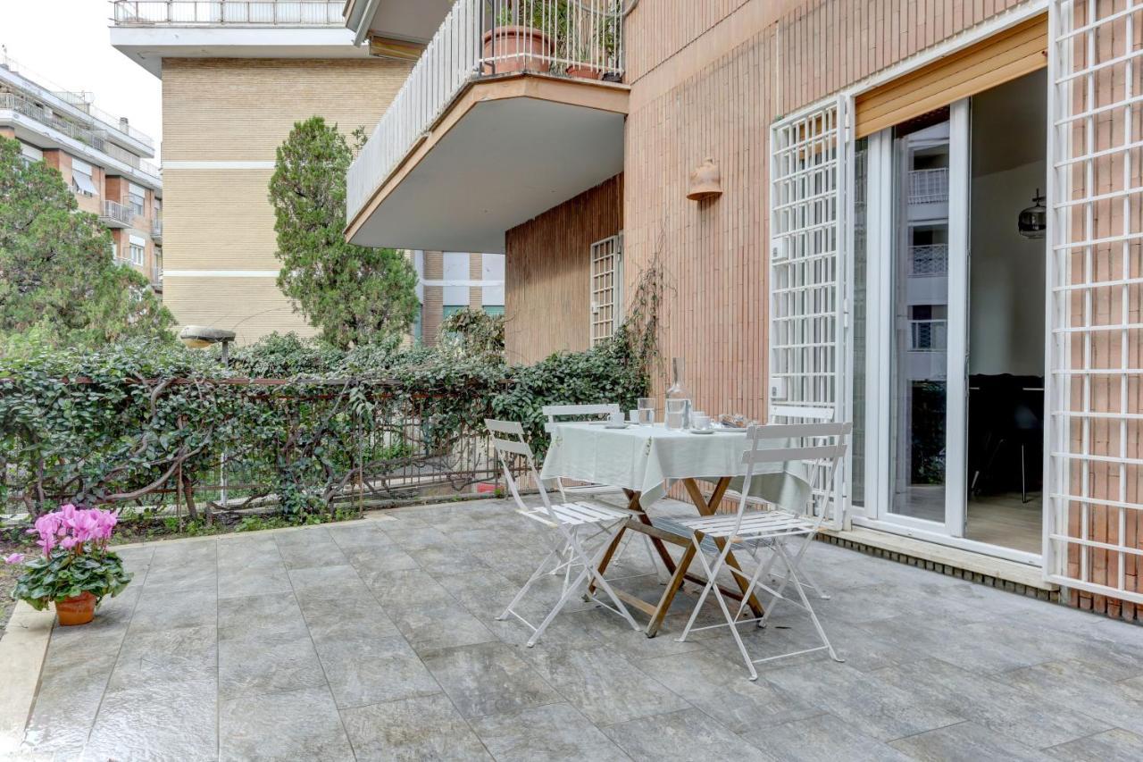 Casa Di Claudia Apartment โรม ภายนอก รูปภาพ