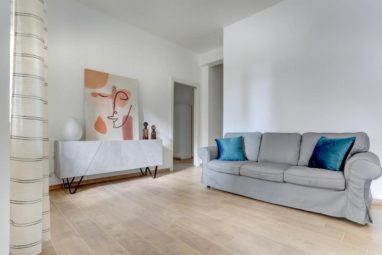 Casa Di Claudia Apartment โรม ภายนอก รูปภาพ